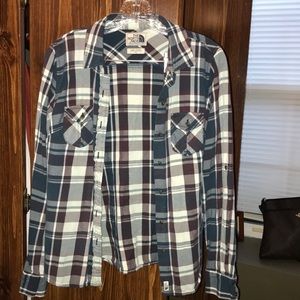North Face Flannel for Sale ❤️😘